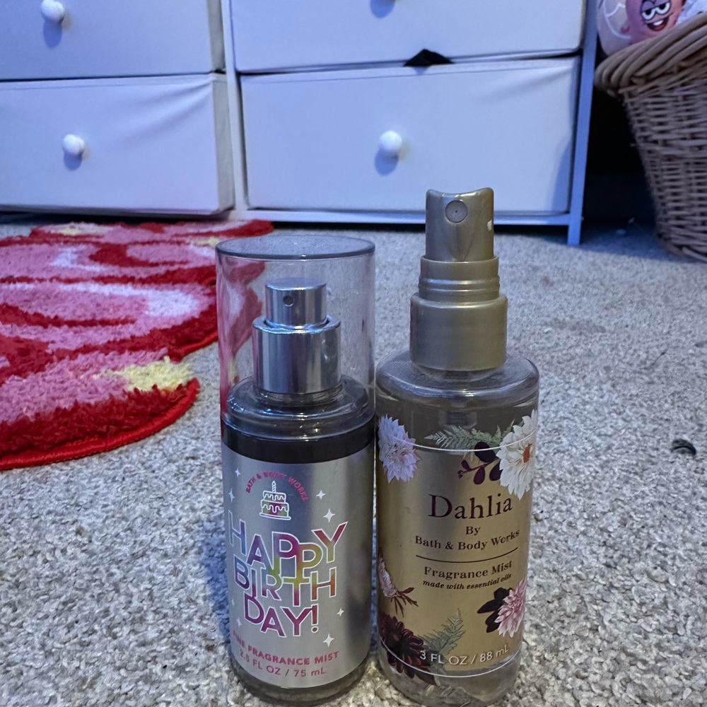 Bath & Body Works Body Wash Collection - Pink, Blue, Gold - Picture 3 of 4